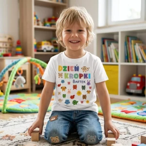 DZIEŃ KROPKI KOSZULKA DZIECIĘCA Z WŁASNYM IMIENIEM ZESTAW Z NAKLEJKAMI kolor biały (5).webp