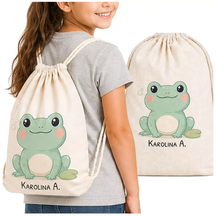 WORKOPLECAK Z IMIENIEM DZIECKA I UROCZYM NADRUKIEM ŻABKI DO ŻŁOBKA SZKOŁY PRZEDSZKOLA (15).webp