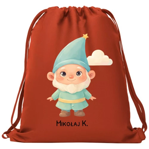 PERSONALIZOWANY WORKOPLECAK KRASNOLUDEK DLA DZIECKA DO ŻŁOBKA PRZEDSZKOLA CZERWONY (2).webp