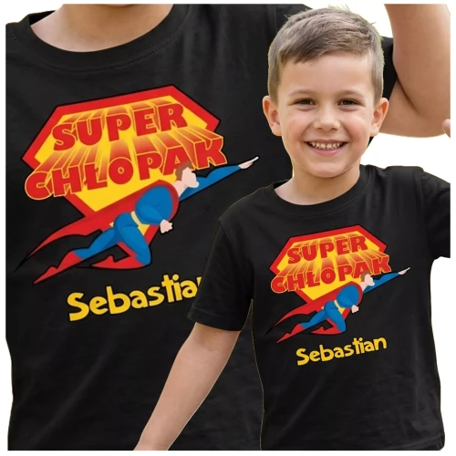 Koszulka dziecięca Z NAPISEM SUPER CHŁOPAK I WŁASNYM IMIENIEM kolor czarny (3).webp