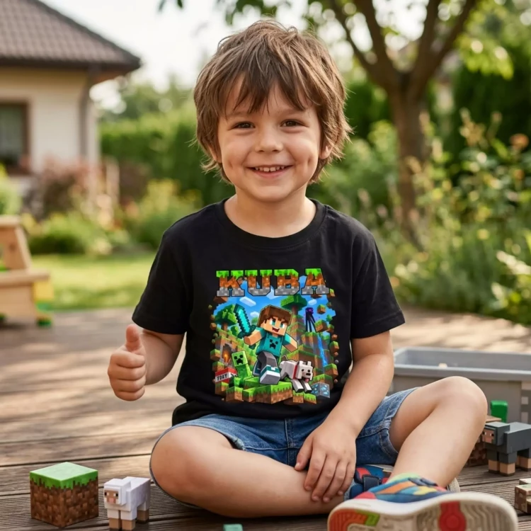 Koszulka dziecięca Z MINECRAFTEM I WŁASNYM IMIENIEM kolor czarny (9).webp
