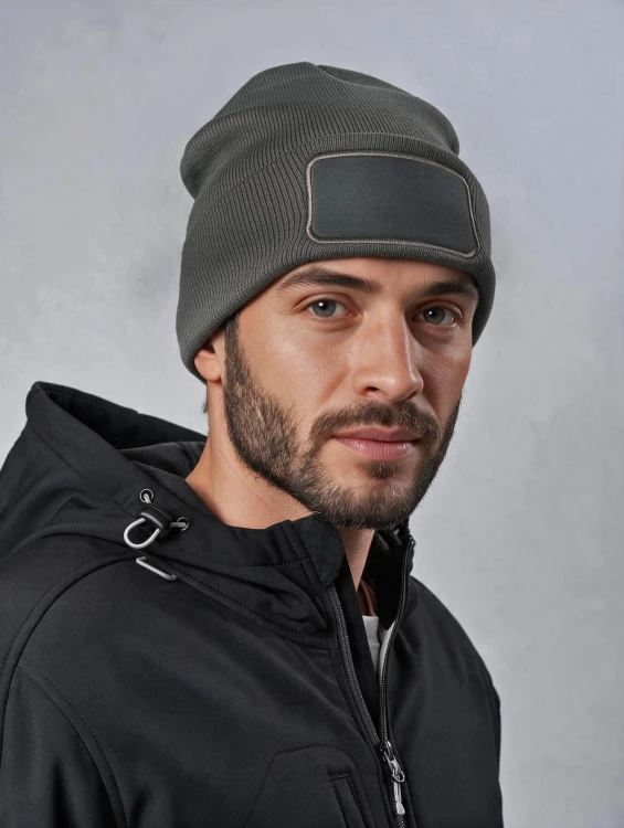 czapka zimowa model CZAZM661 z haftem