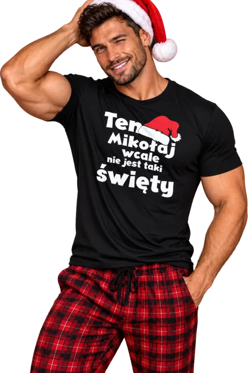 Świąteczny Mikołaj w Kraciastej Piżamie.webp