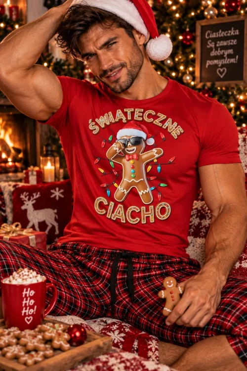 Świąteczne ciacho przy choince (2).webp