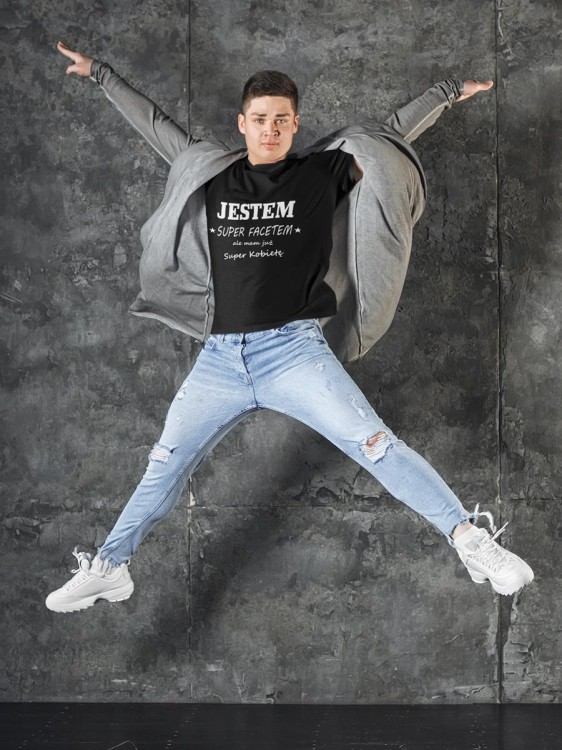 Koszulka dla chłopaka męża na walentynki z napisem Jestem super facetem ale mam już super kobietę 5.jpg