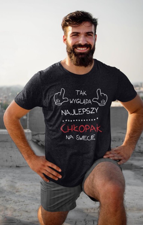 Koszulka dla chłopaka męża na walentynki z napisem Tak wygląda najlepszy chłopak na świecie 3.jpg