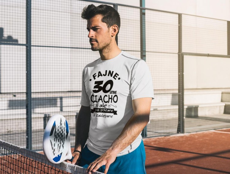 Koszulka na urodziny na 30 trzydziestkę z nadrukiem Fajne 30 letnie ciacho ale już polizane i zaklepane 6.jpg