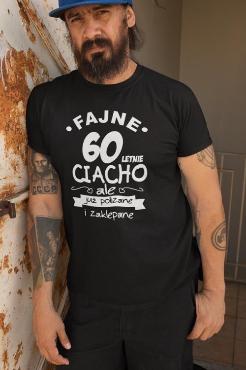 Koszulka na urodziny na 60 sześćdziesiątkę z nadrukiem Fajne 60 letnie ciacho ale już polizane i zaklepane 6.jpg