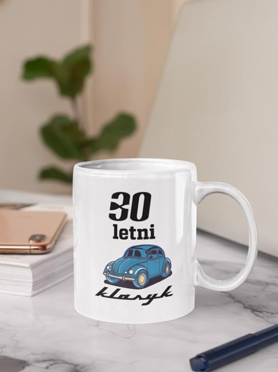 Kubek na 30 urodziny z napisem 30 letni klasyk