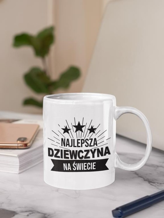 Kubek na urodziny z napisem Najlepsza dziewczyna na świecie