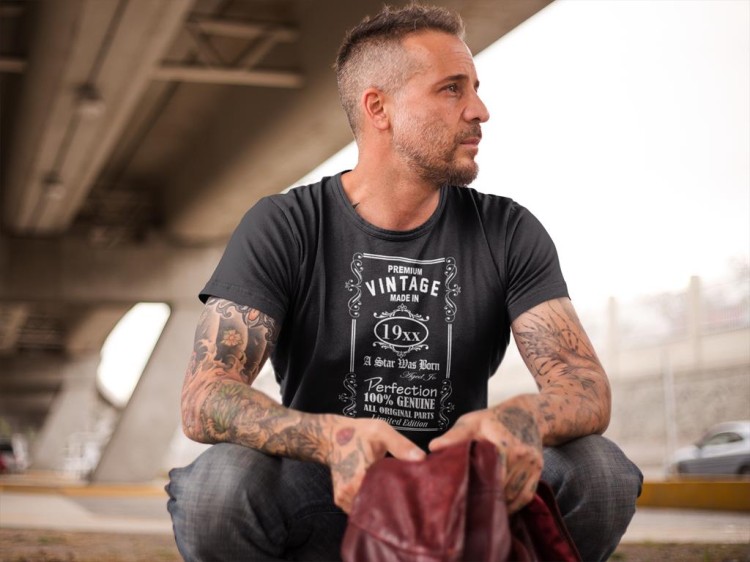 Koszulka z dowolną datą na urodziny z napisem Premium vintage made in 19XX a star was born aged to perfection 100% genuine all original parts limited edition