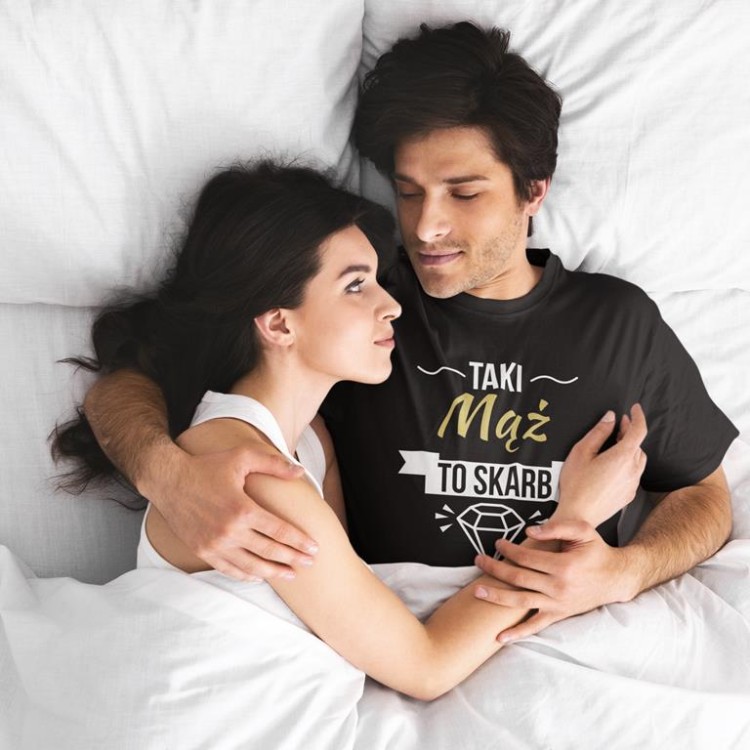 t-shirt-mockup-of-a-young-man-lying-with-his-wife-in-bed-m3447-r-el2 (2) (Copy).jpg