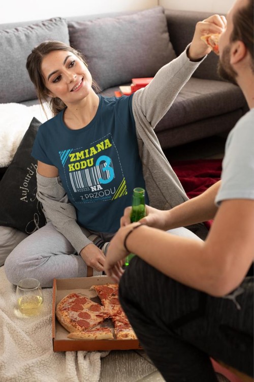 KOSZULKA DLA KOBIETY NA 30 URODZINY ZMIANA KODU NA 3 Z PRZODU DTF (6).jpg