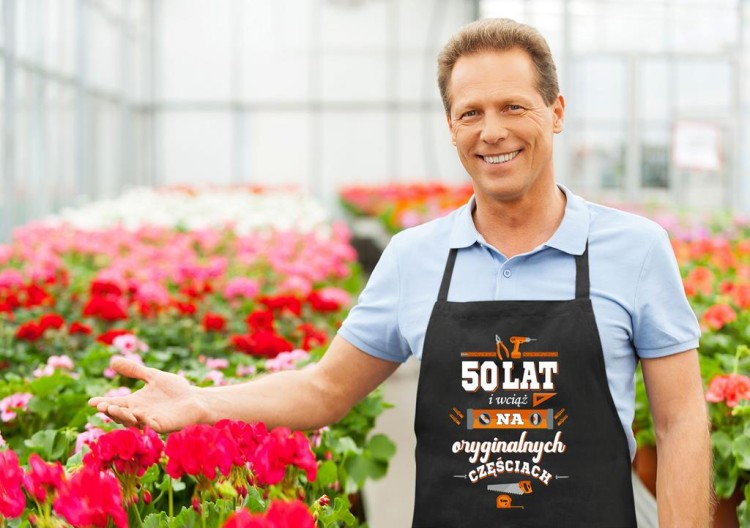 Fartuch na 50 urodziny prezent urodzinowy 50lat i wciąż na oryginalnych częściach DTF (1).jpg